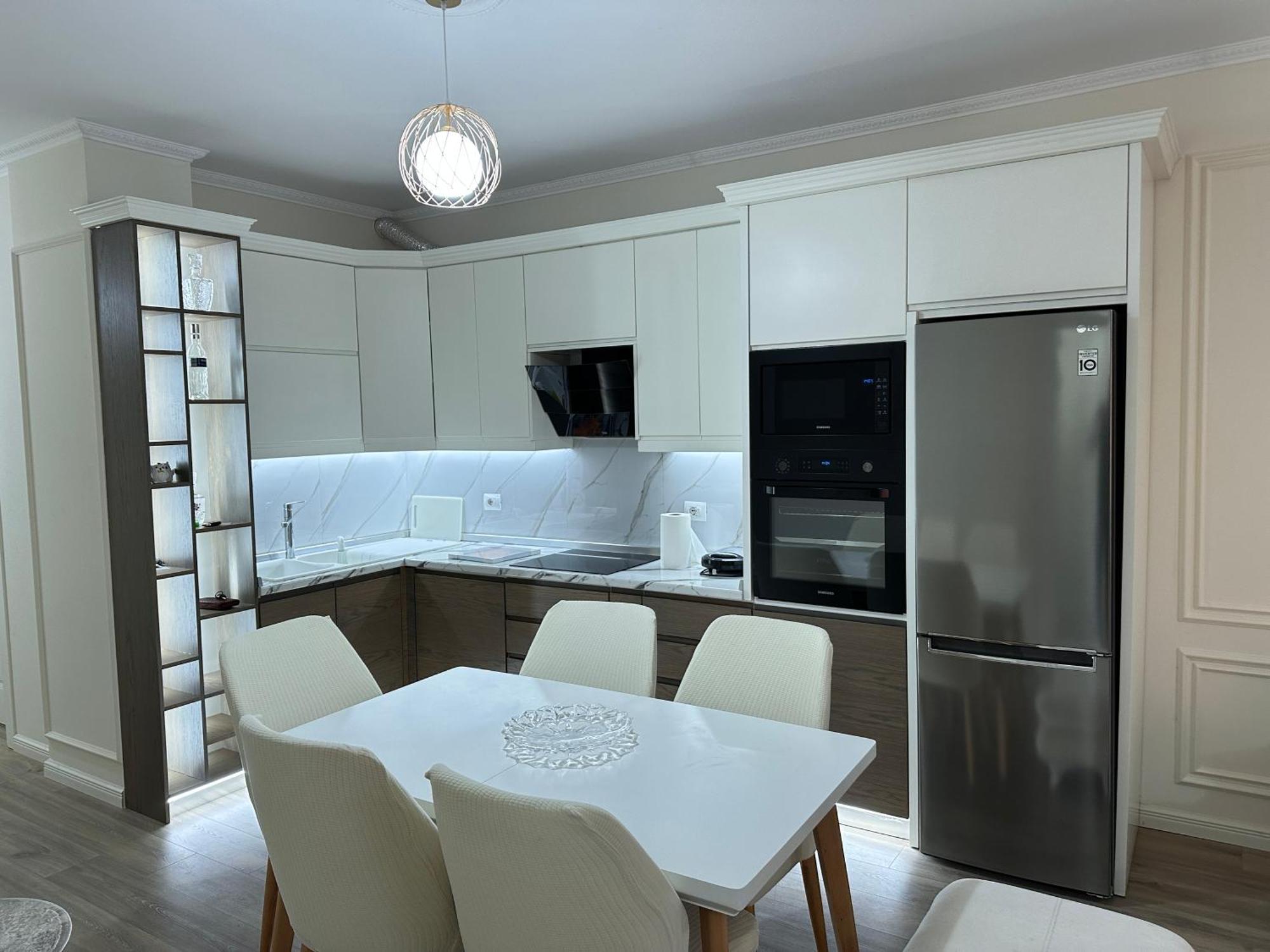 Spacious 2-Bedroom Apartment Near Center Tiranë Luaran gambar